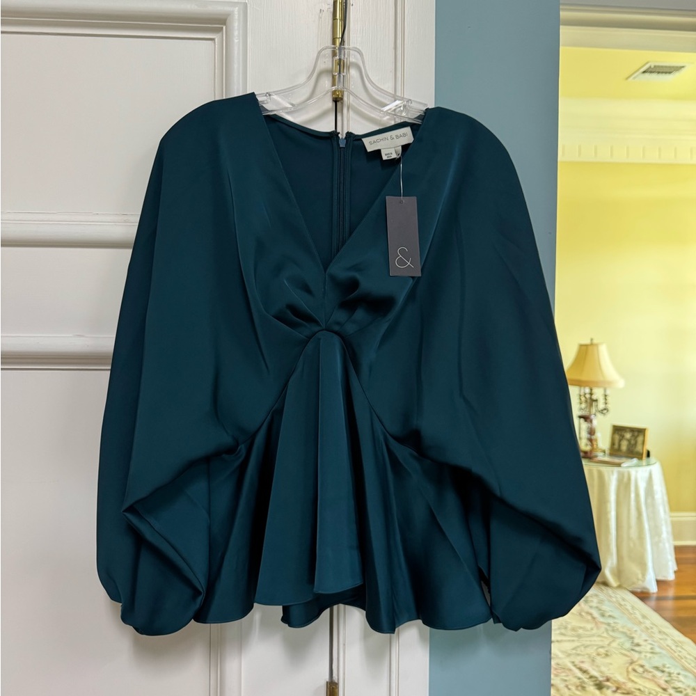 Sachin + Babi Kiersten Blouse in Bottle Green. Size M. NWT